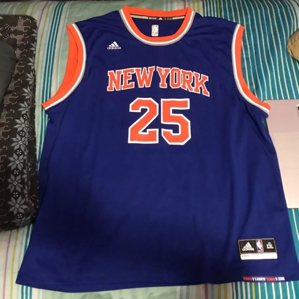 New York Knicks jersey